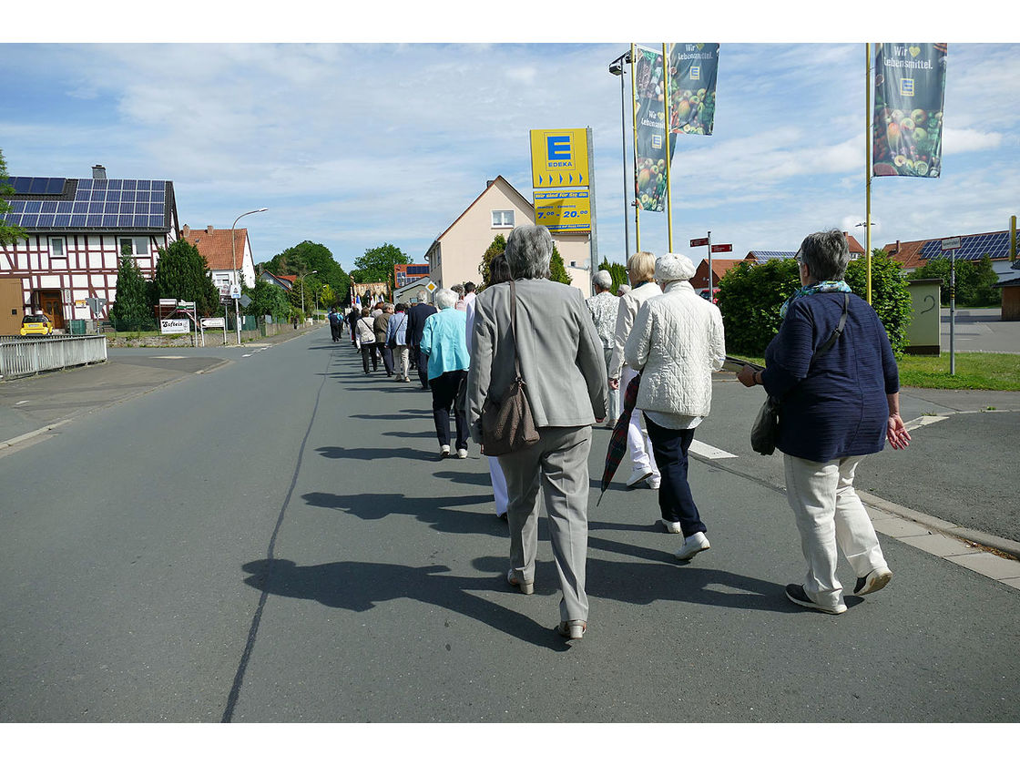 Bittprozession am Pfingstmontag (Foto: Karl-Franz Thiede)